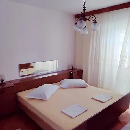 Antulov Apartamento *